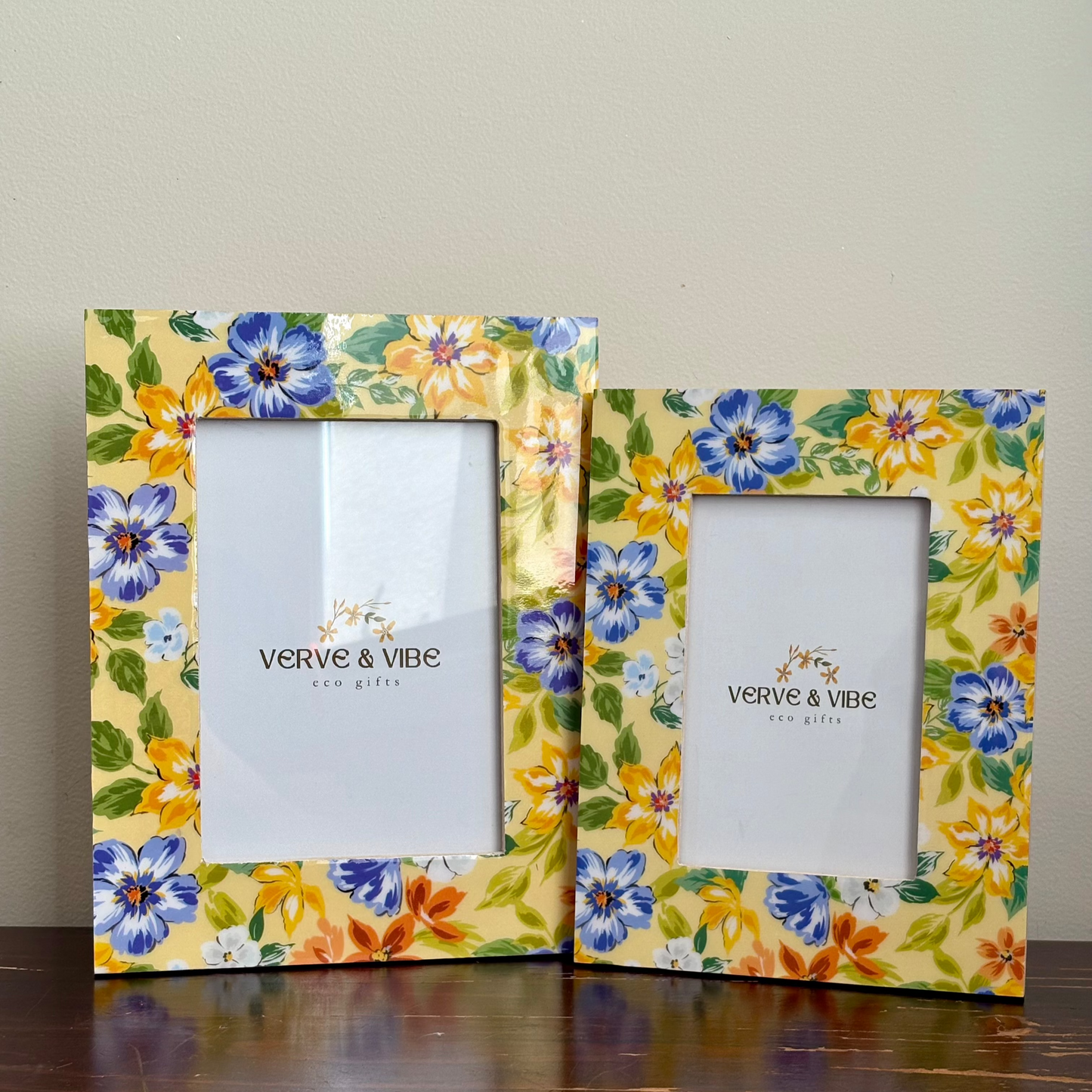 Daisy Blooms Handcrafted Wood Photo Frame