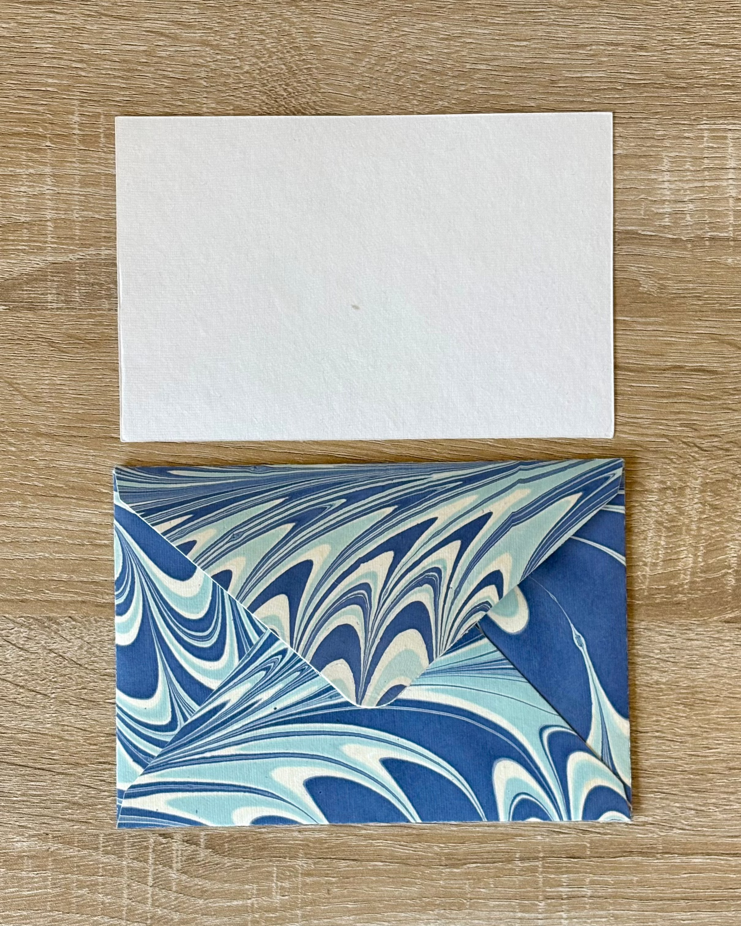 Wavy Crests - Letter Card & Marbled Paper Envelope, Set of 5