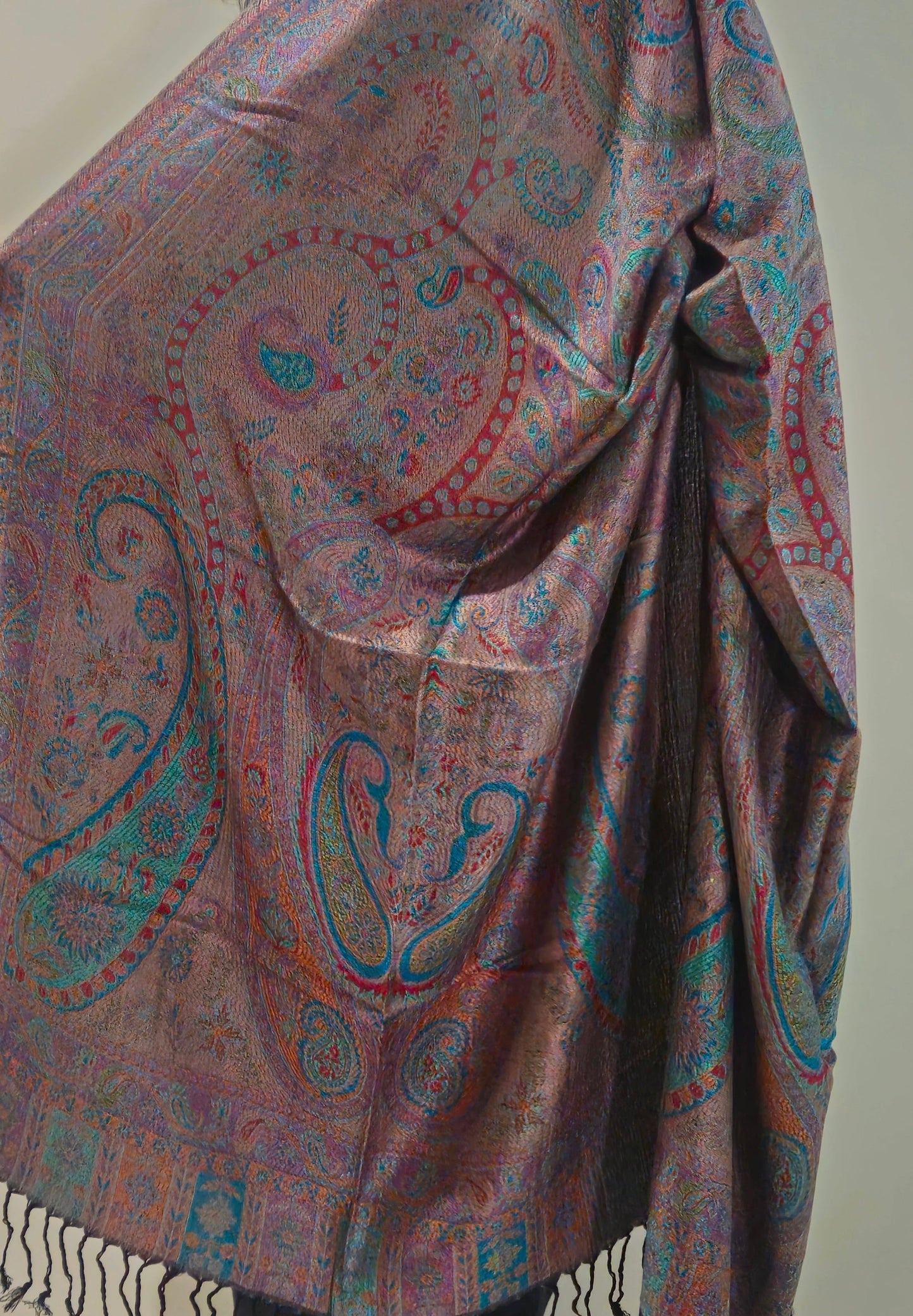 Kashmiri Motif - Reversible Shawl with Intricate Jacquard Kani Weave & Tassels