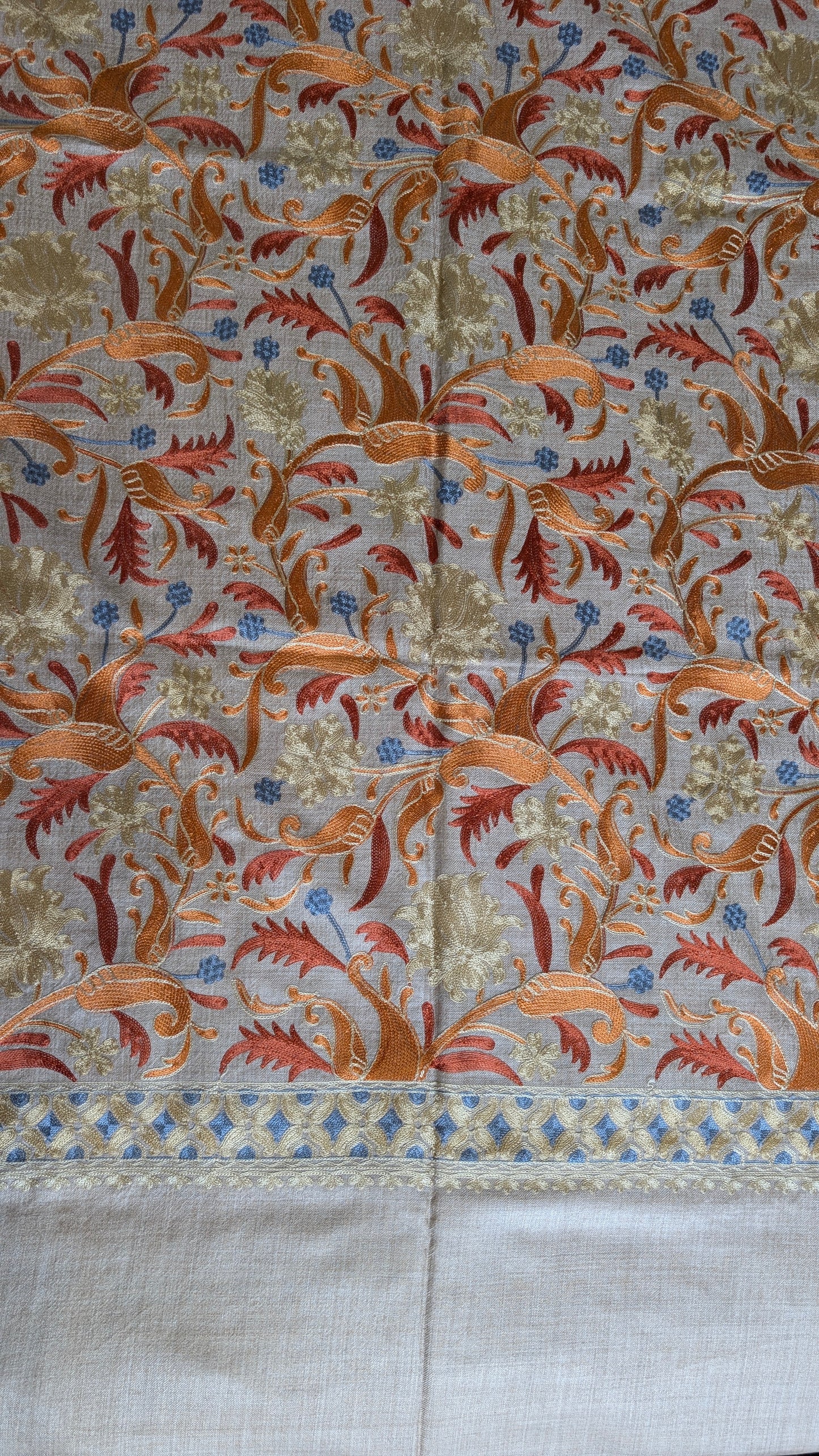 Heritage Nalki - Fine Cashmere Wool Shawl with Intricate Silk Embroidery