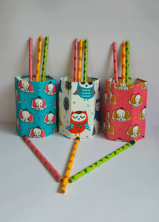 Kids' Collapsible Pen Holder with Scented Pencils