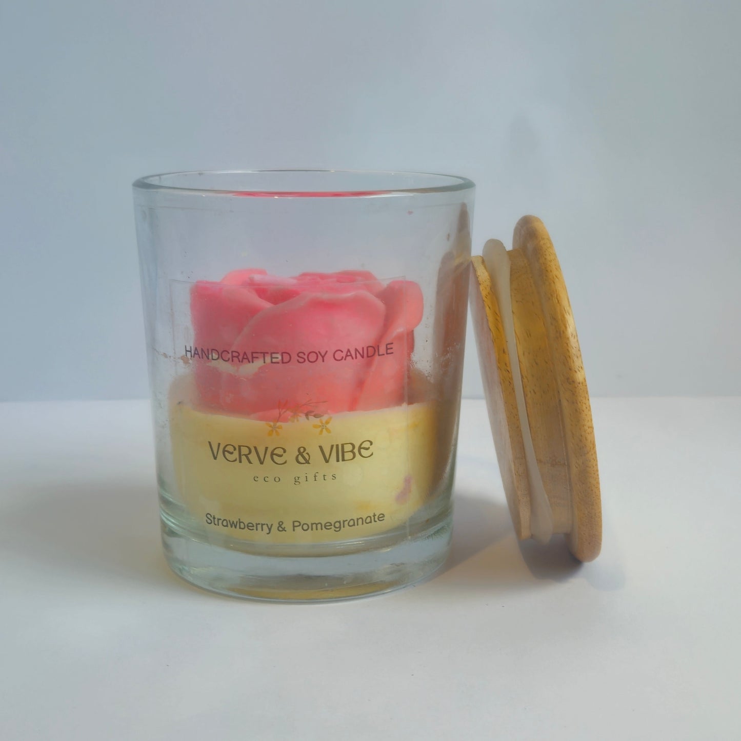 Blush Bloom Soy Candle – Glass Jar with Wooden Lid (400g, Gift Boxed)