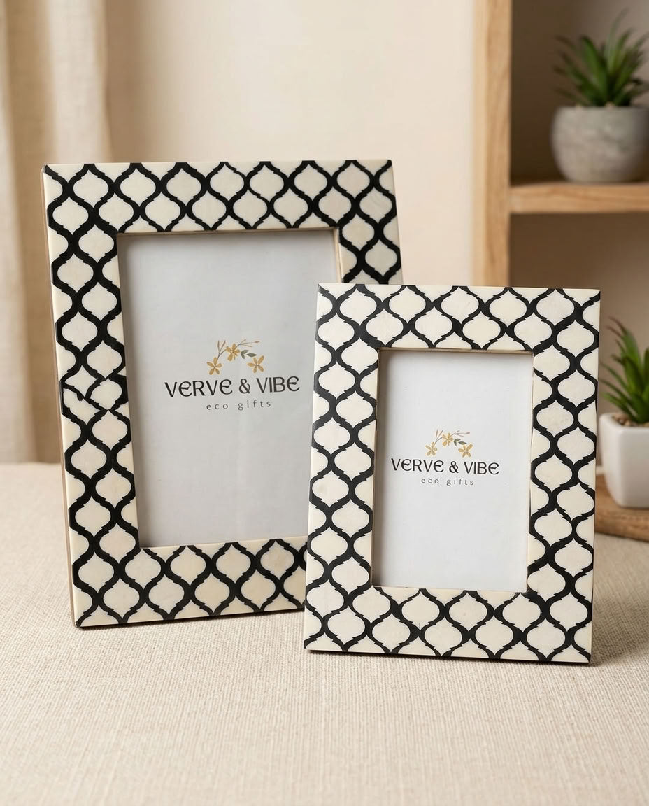 Onyx Noir - Handcrafted Inlay Photo Frame