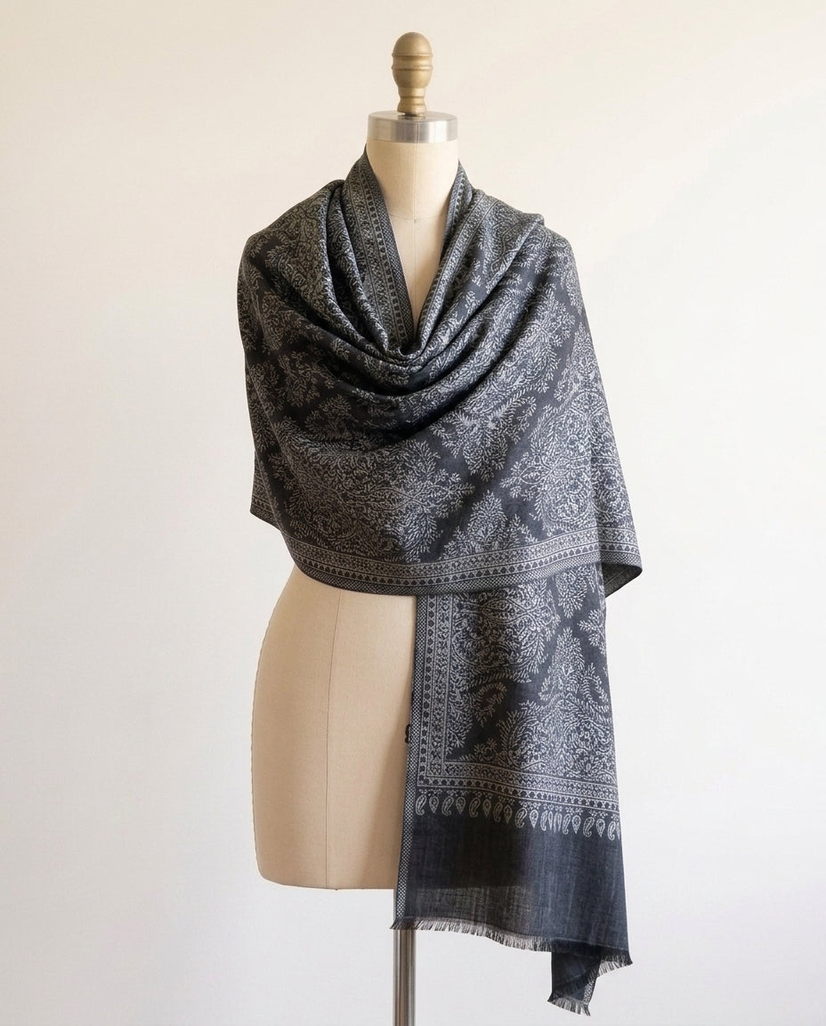 Elegant Naira - Reversible Shawl with Intricate Jacquard Kani Weave
