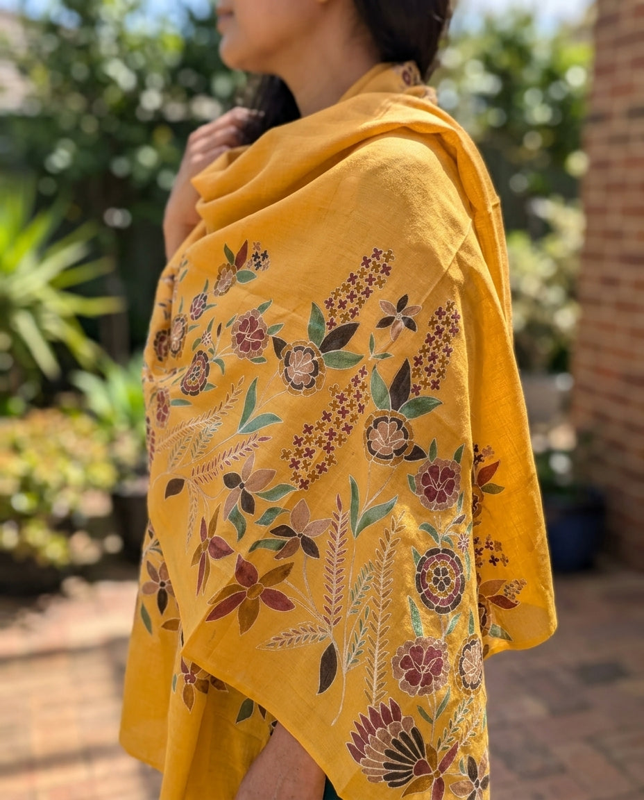 Charming Chinar - Fine Cashmere Wool Shawl with Intricate Silk Embroidery