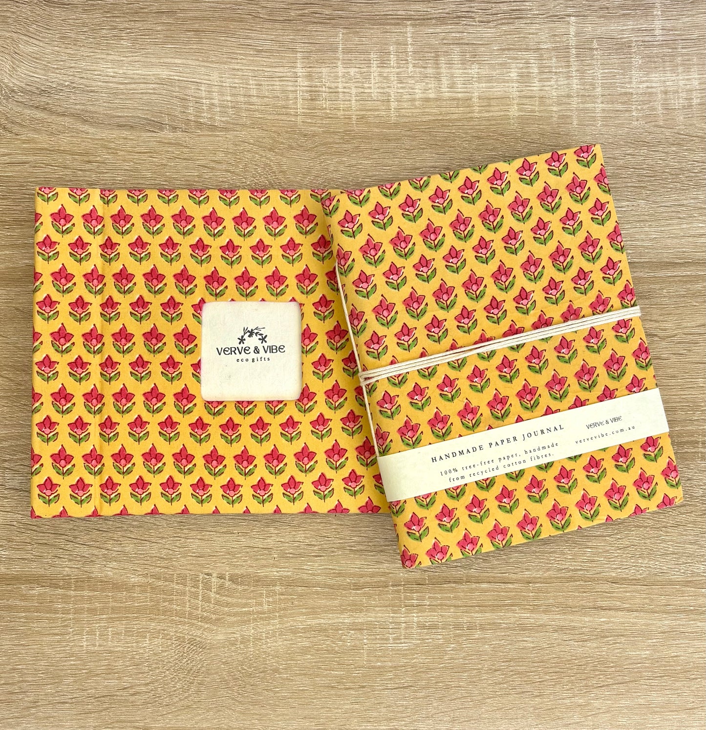 Radiant Alya - Handcrafted Fabric Photo Album