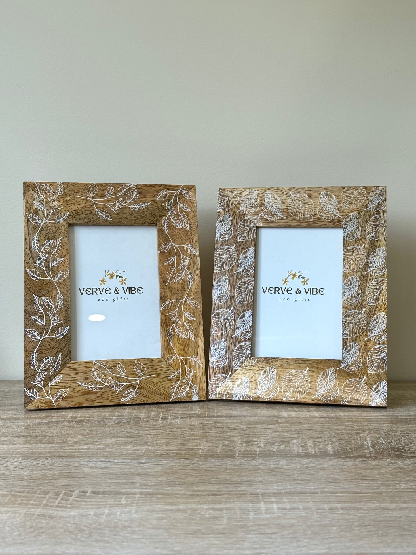 Delicate Leaves - Handcrafted Mango Wood Photo Frame