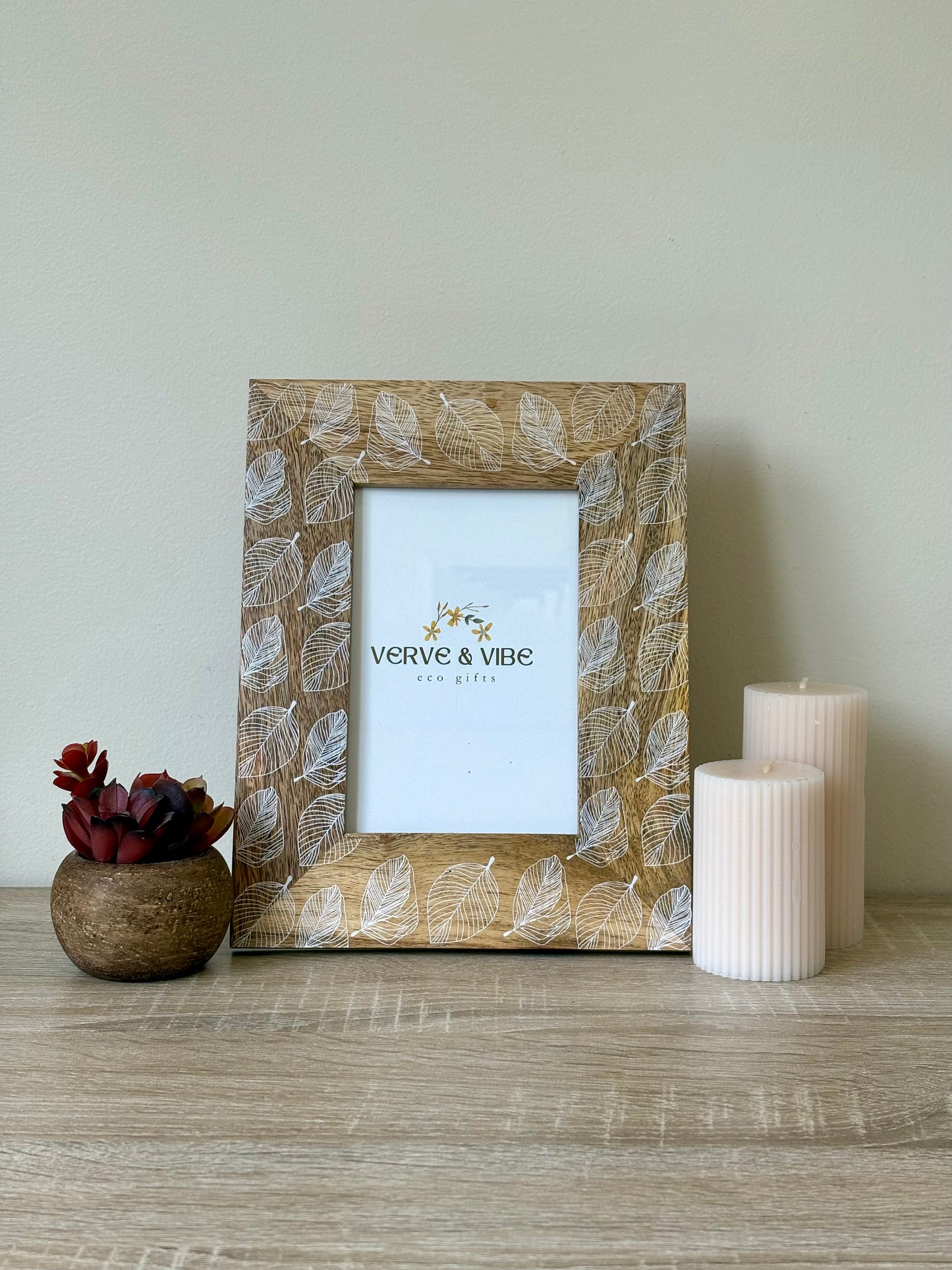 Delicate Leaves - Handcrafted Mango Wood Photo Frame