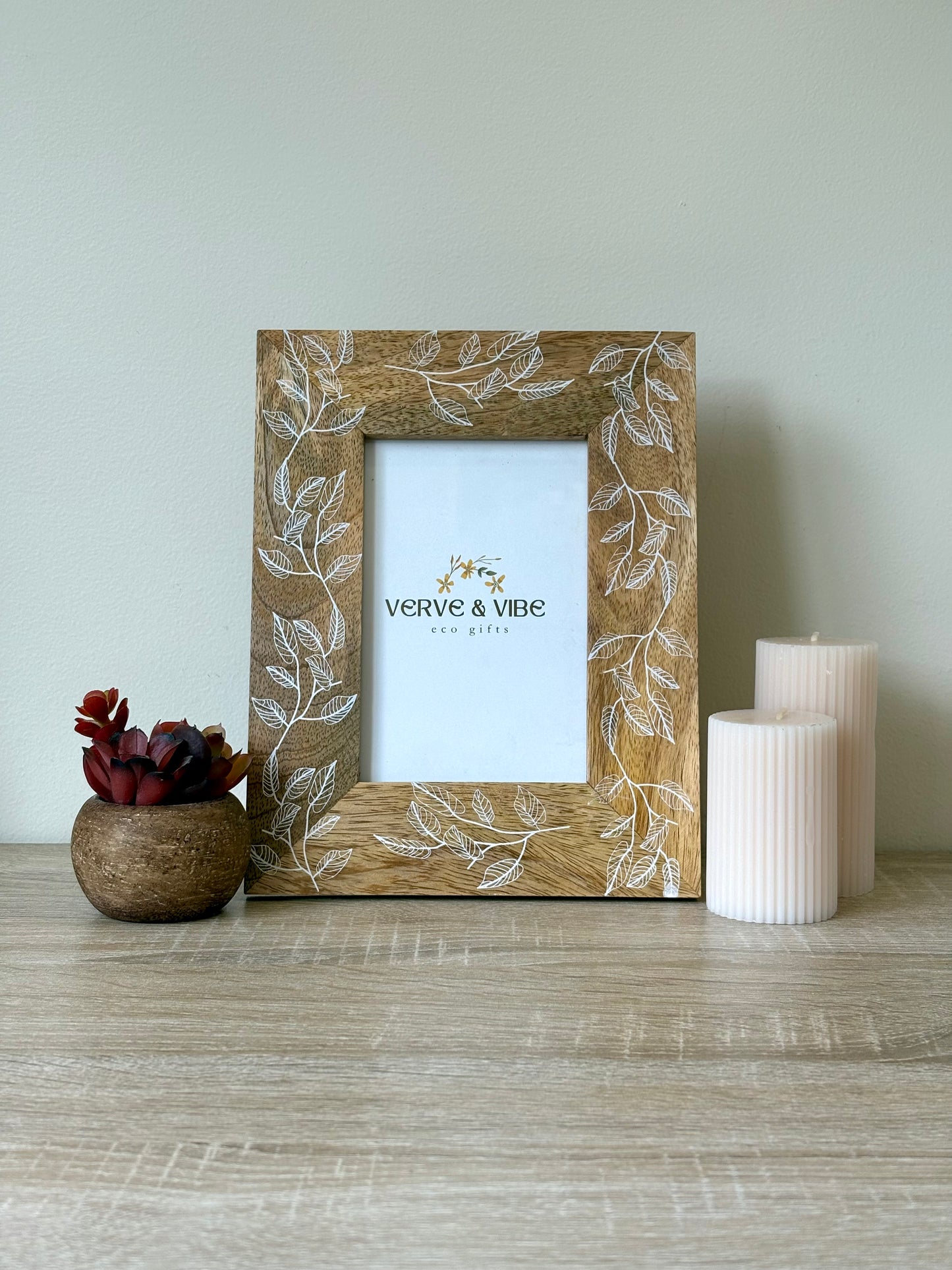 Twining Foliage - Handcrafted Mango Wood Photo Frame