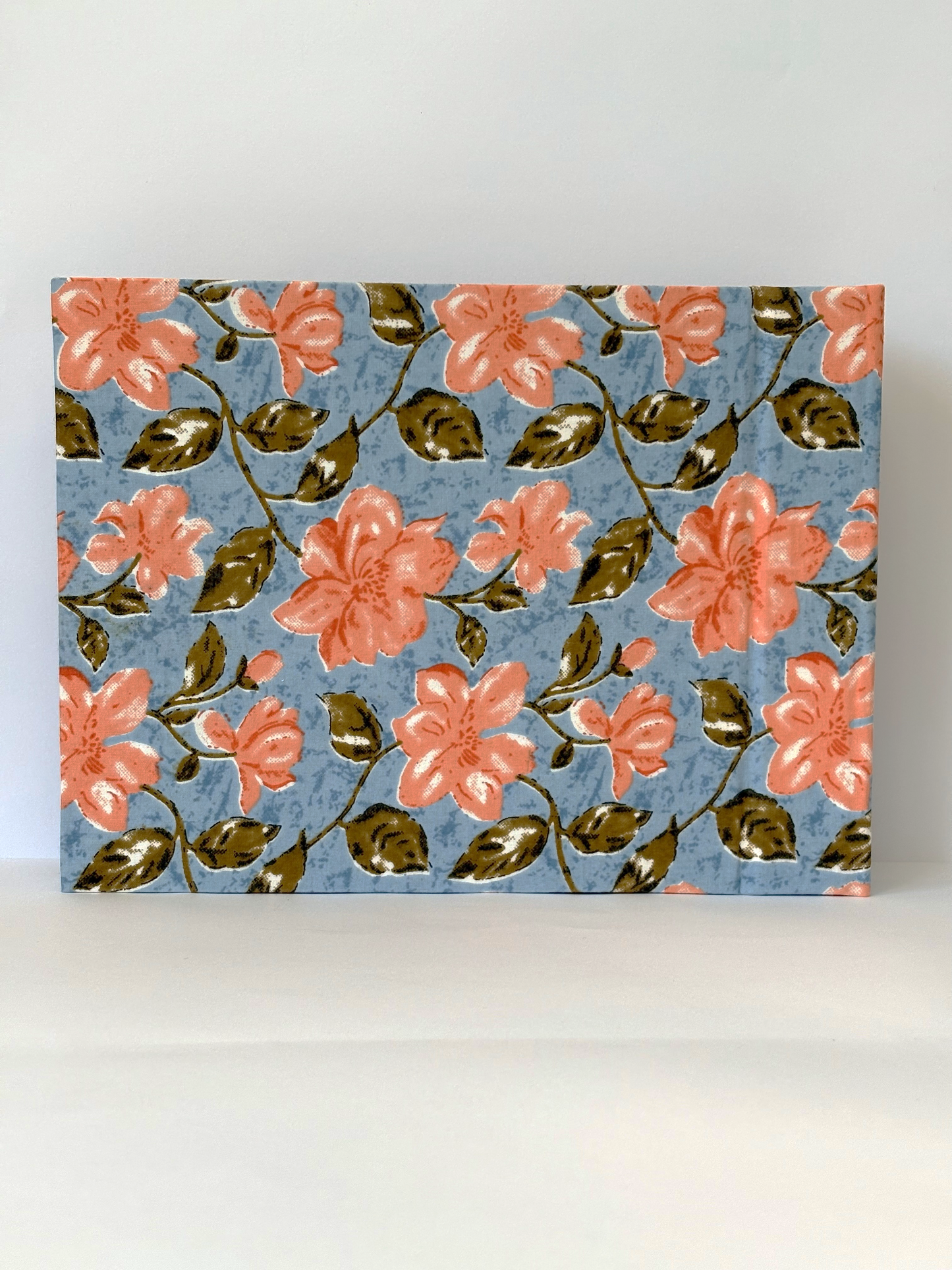 Pretty Primrose - Drymount Fabric Photo Album, Book Bound in a Gift Box